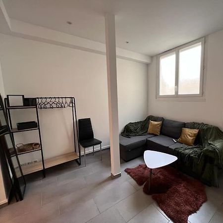 Appartement Idealement Situe Montereau-faut-Yonne Buitenkant foto